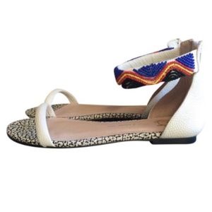 House of Harlow 1960 White beaded sandals size 7